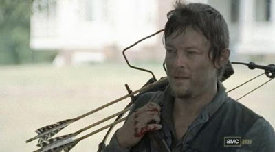 Daryl Dixon makes his own crossbow arrows
